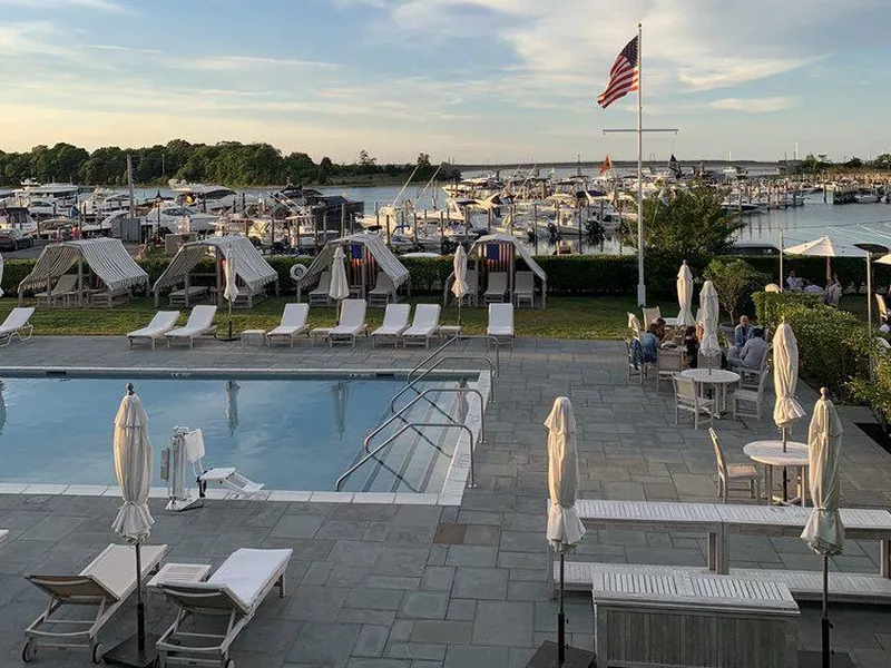 Barons cove